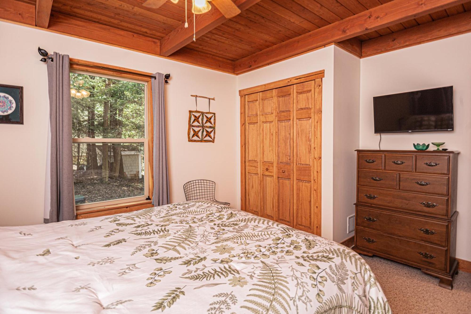 Maplewood Cottage McHenry Ngoại thất bức ảnh