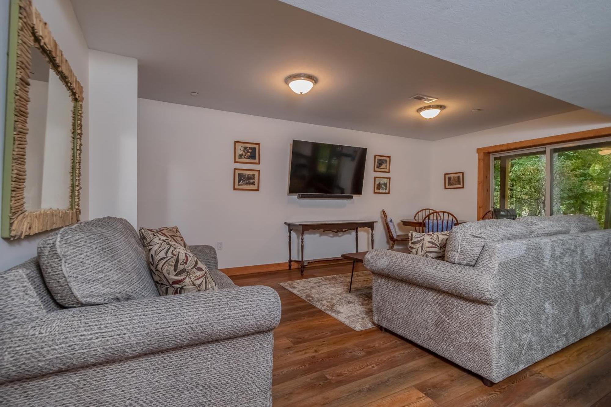 Maplewood Cottage McHenry Ngoại thất bức ảnh