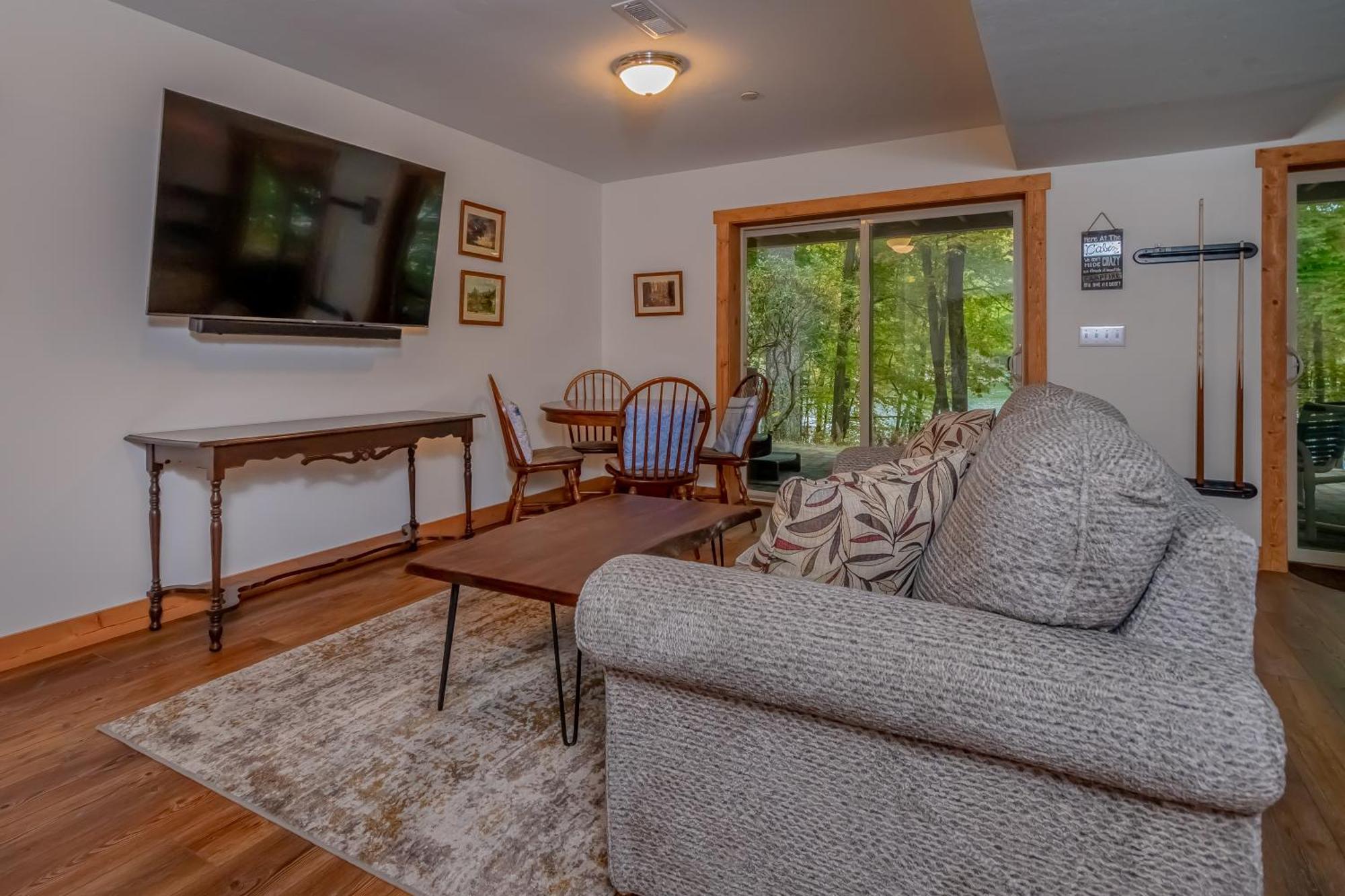 Maplewood Cottage McHenry Ngoại thất bức ảnh